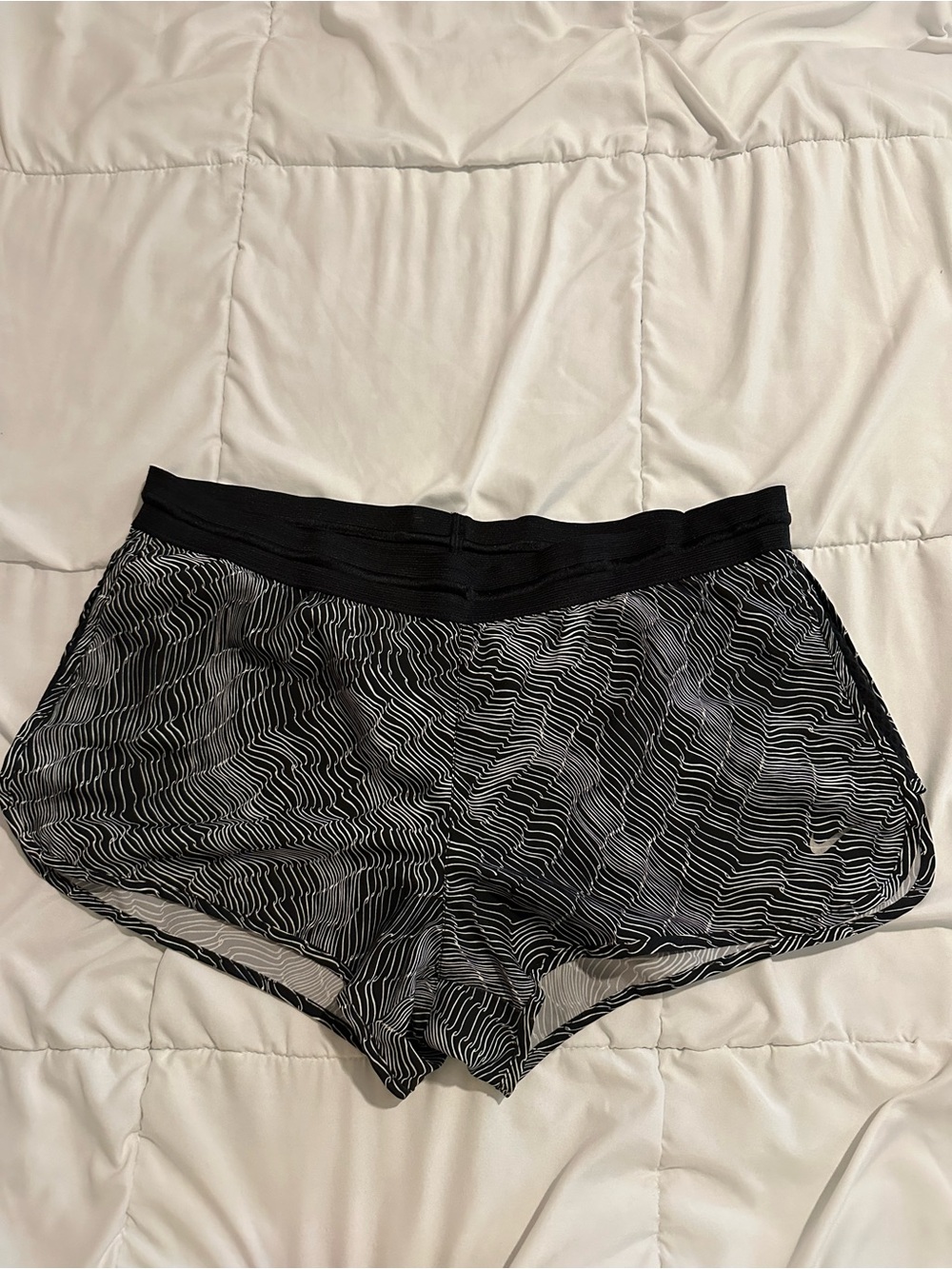 Nike Black & White Wave-Print shorts